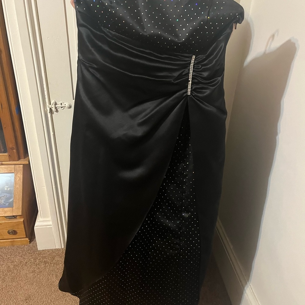 Woman’s dress made by Blondie Nites by Linda Bernell